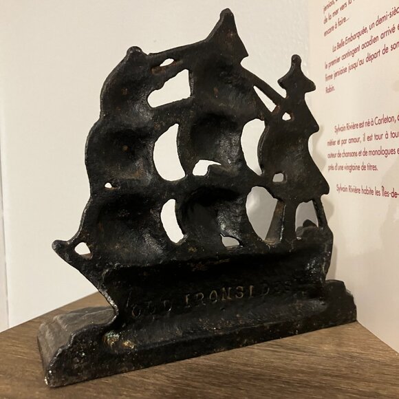 Vintage Nautical OLD IRONSIDES Cast Iron Ship Pair of Heavy Bookends - Picture 6 of 11